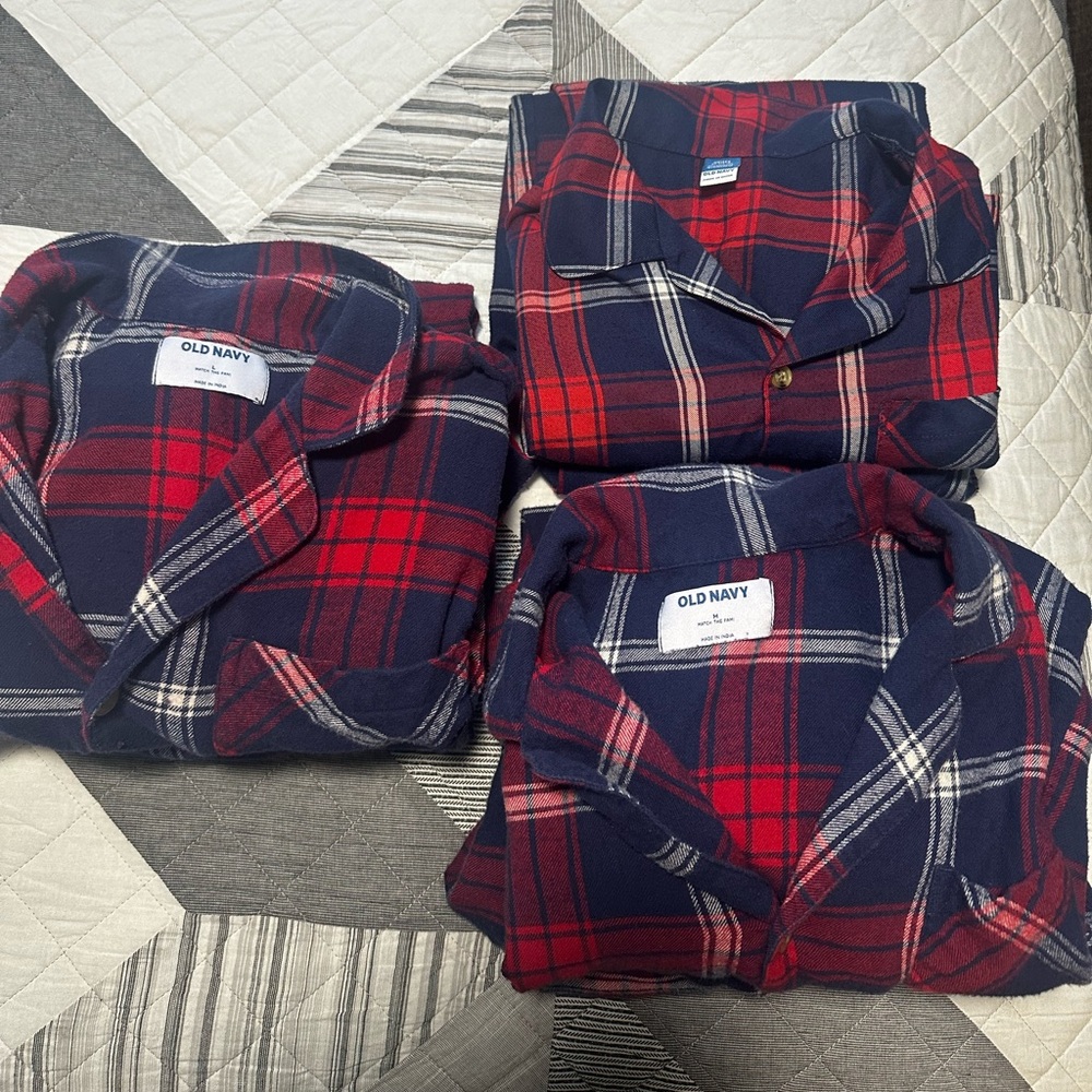 Old Navy Navy and Red Plaid Shirt